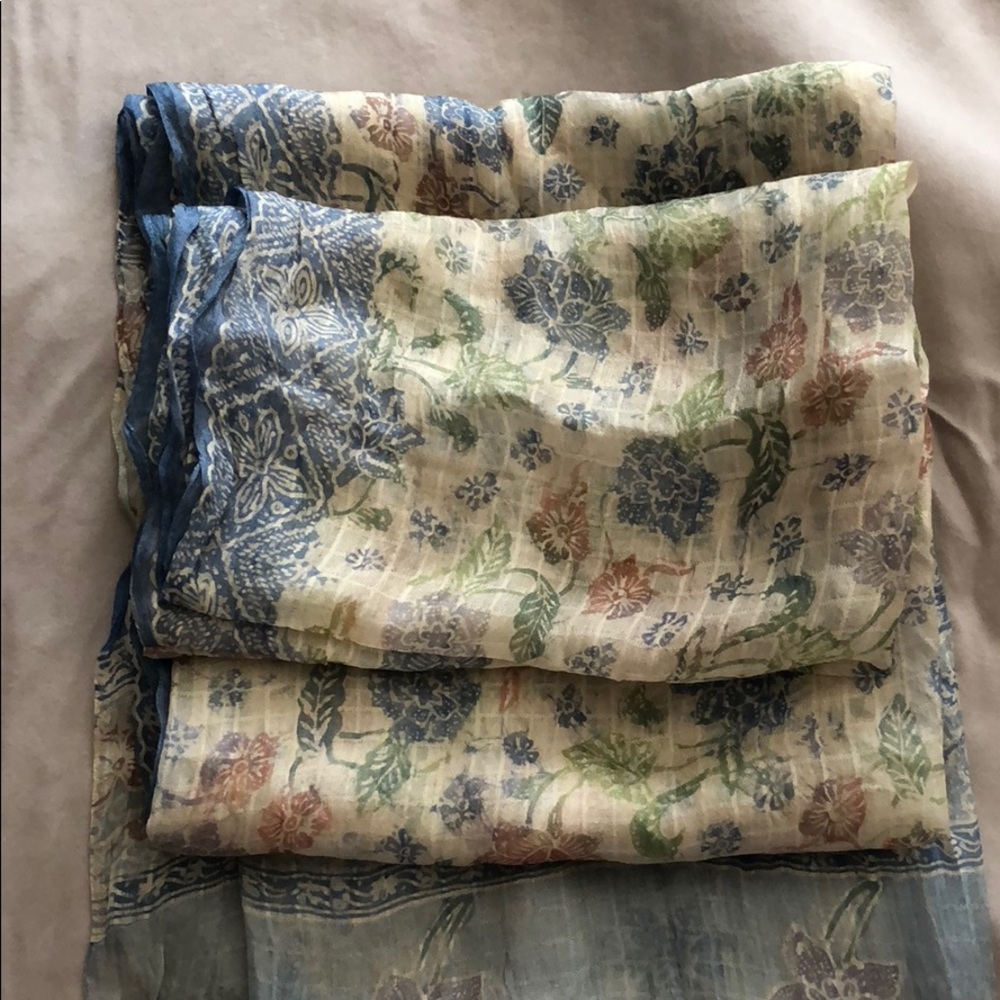 Batik silk scarf (shades of blue color)